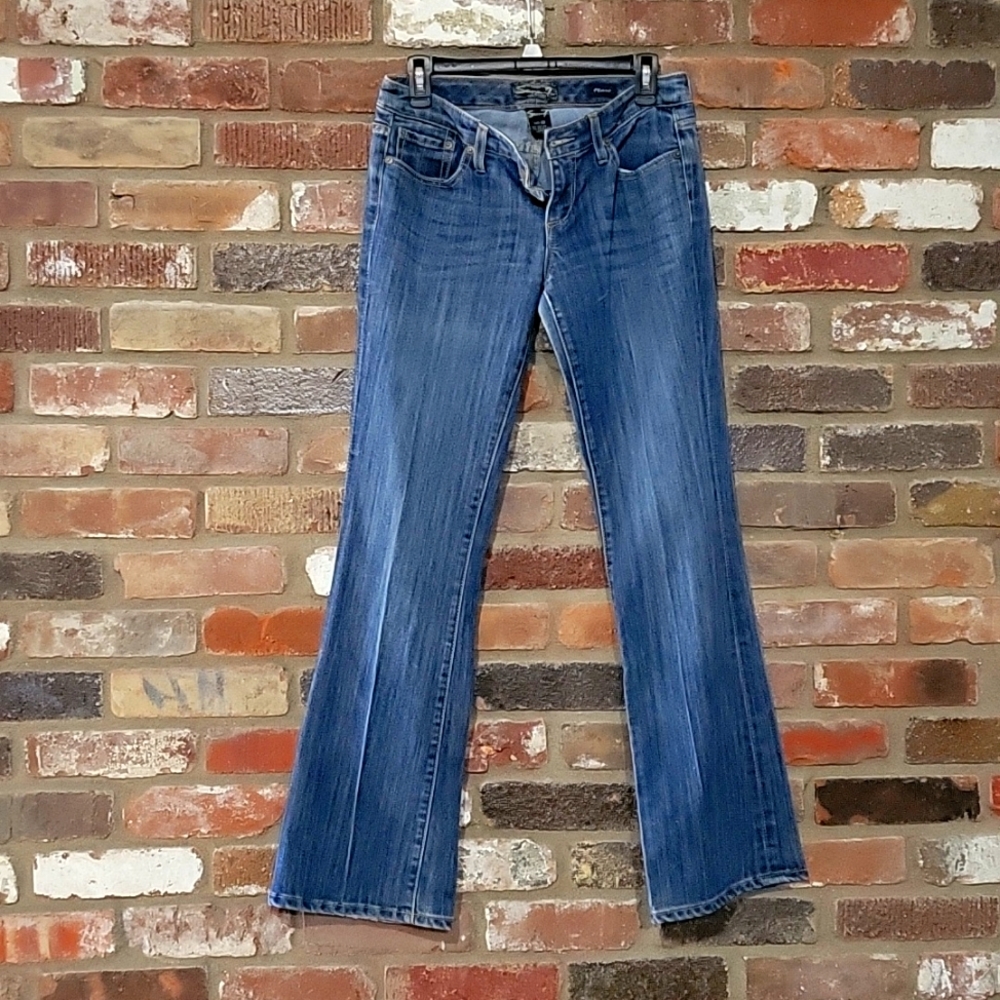 Seven7 Jeans